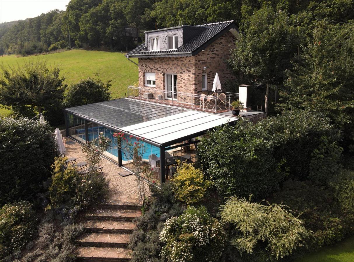 Wellness Apartments Sophienhoehe Am Pool Mechernich Exterior foto
